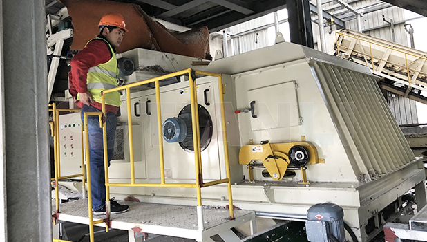 平湖紙?jiān)香~鋁分選現(xiàn)場(chǎng)